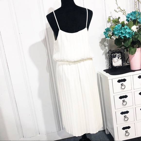 Express White Pleated Cami Dress - Picture 4 of 7